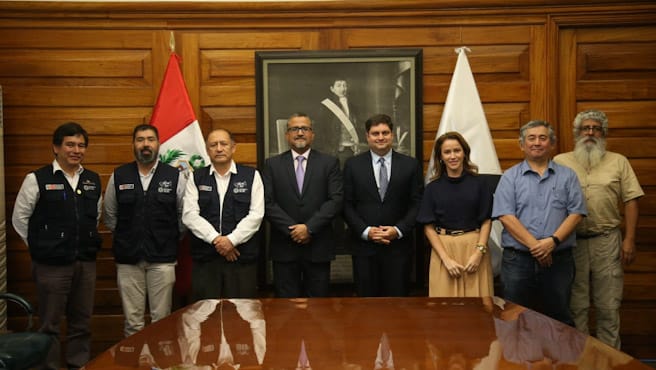 La Universidad George Washington capacitará en informática en salud pública en Perú