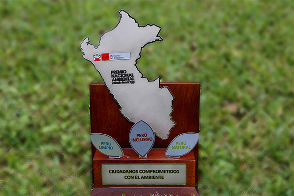  Participa de la convocatoria al Premio Nacional Ambiental organizado por el Minam
