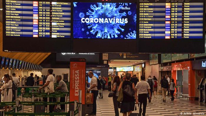  Coronavirus en Reino Unido: Se disponen estrictas medidas para el arribo de extranjeros al país