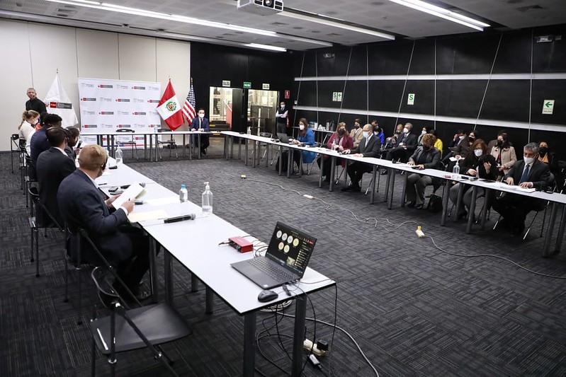  EE.UU. Y PERÚ FORTALECEN RELACIONES COMERCIALES Y ECONÓMICAS